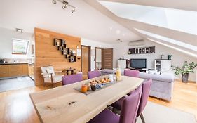 Old Pear Apartment